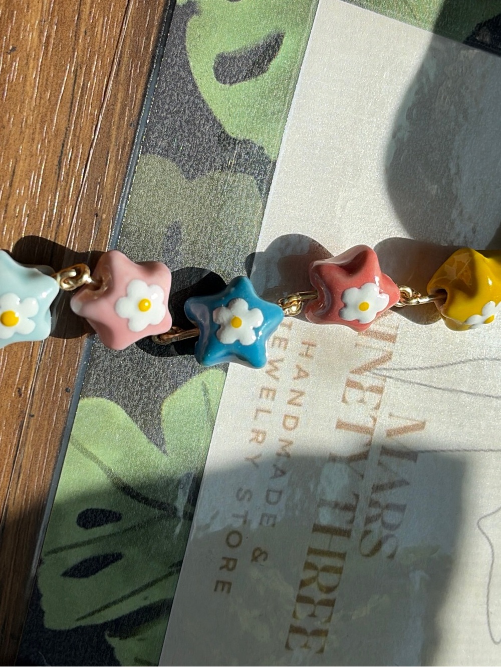 FLOWER PORCELAIN NECKLACE - Picture 3 of 5